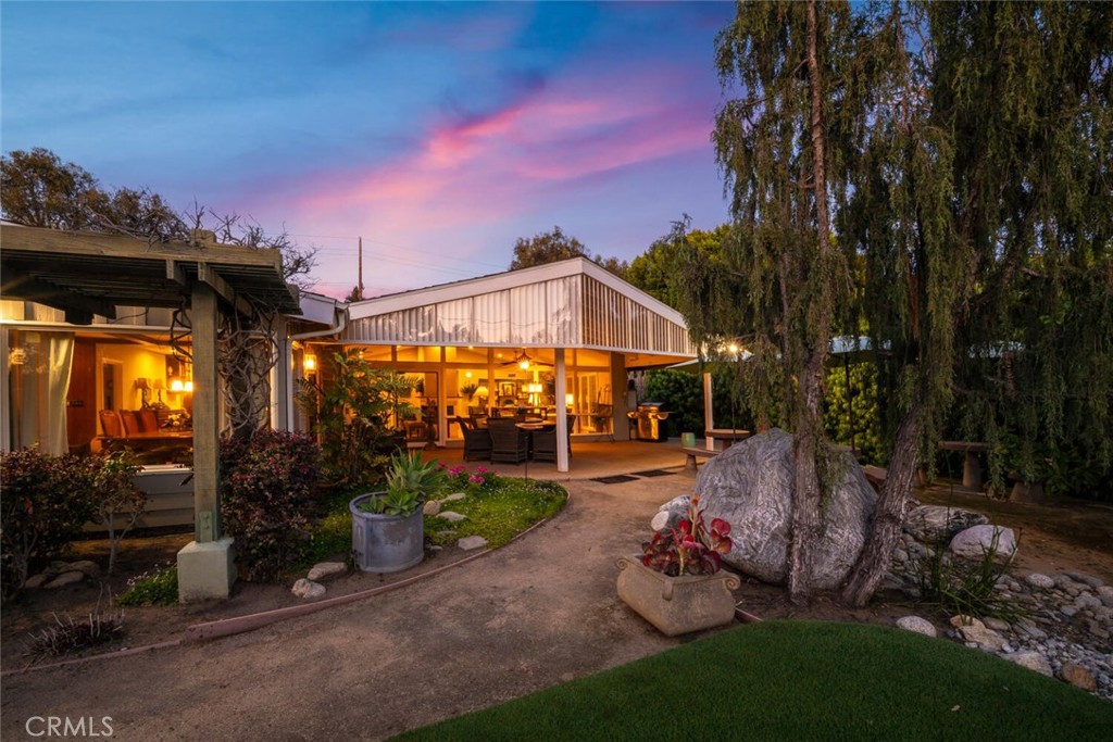 1342 SE Skyline Drive