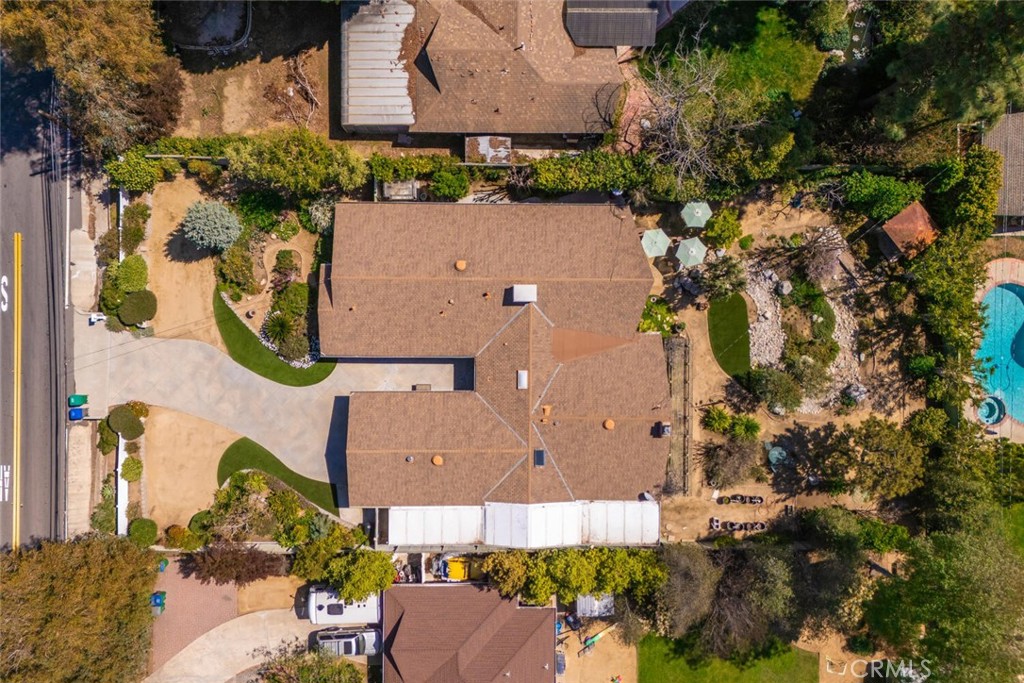 1342 SE Skyline Drive