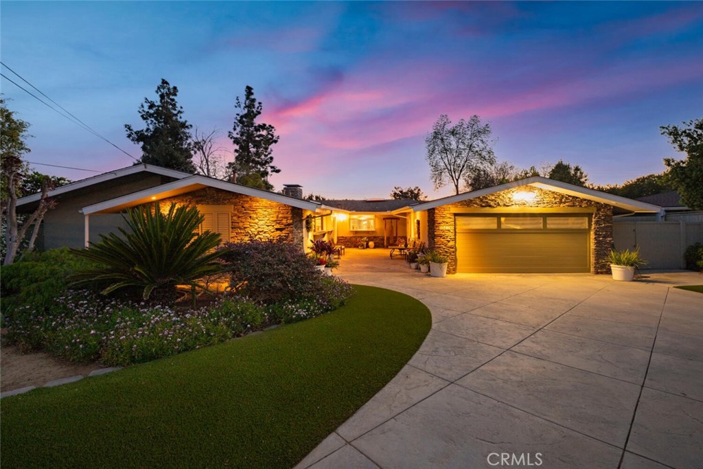 1342 SE Skyline Drive