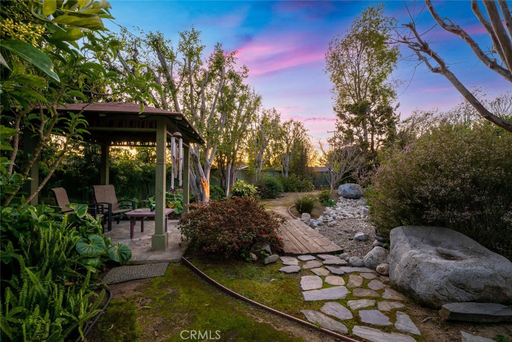 1342 SE Skyline Drive