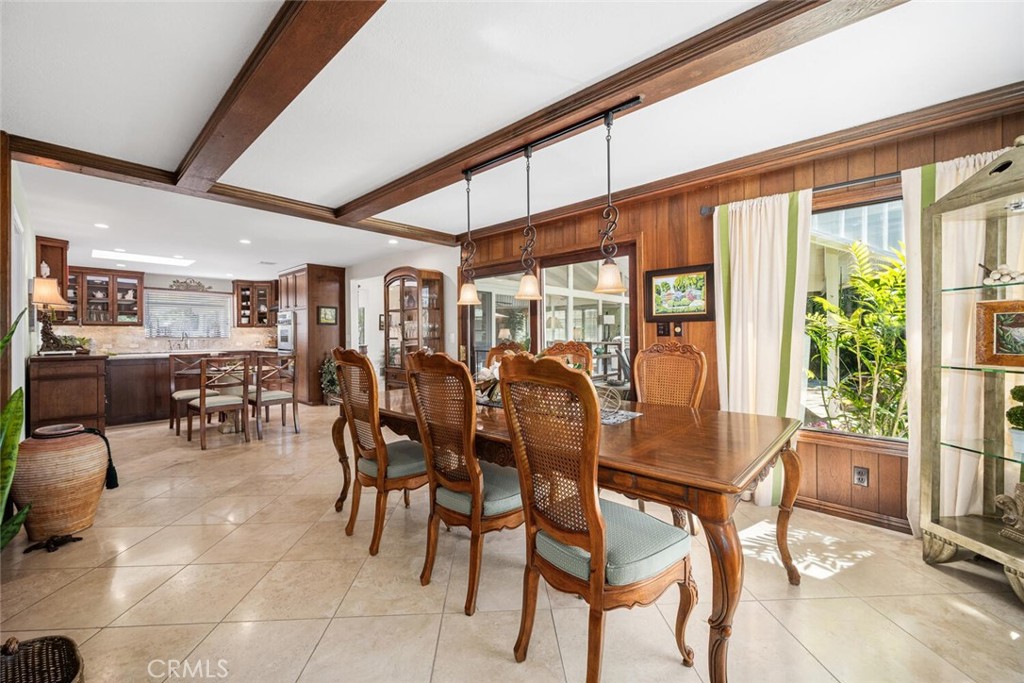 1342 SE Skyline Drive