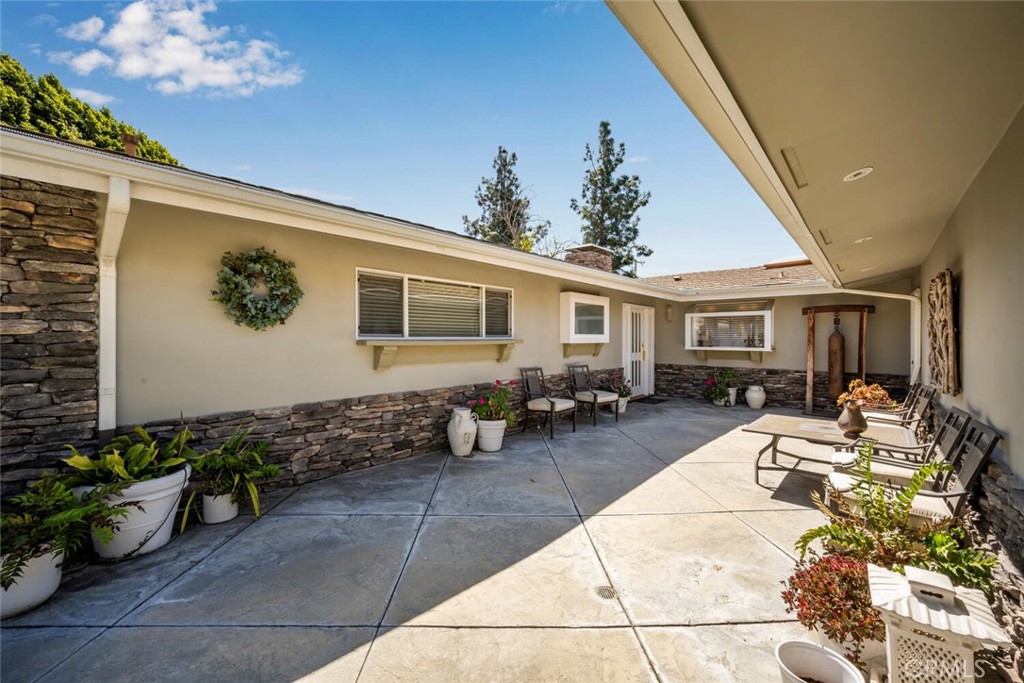 1342 SE Skyline Drive