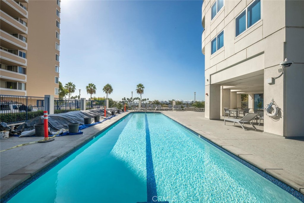 525 E Seaside Way 904