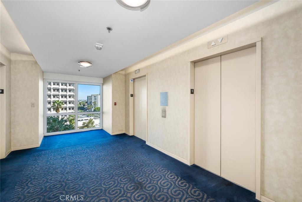 525 E Seaside Way 904