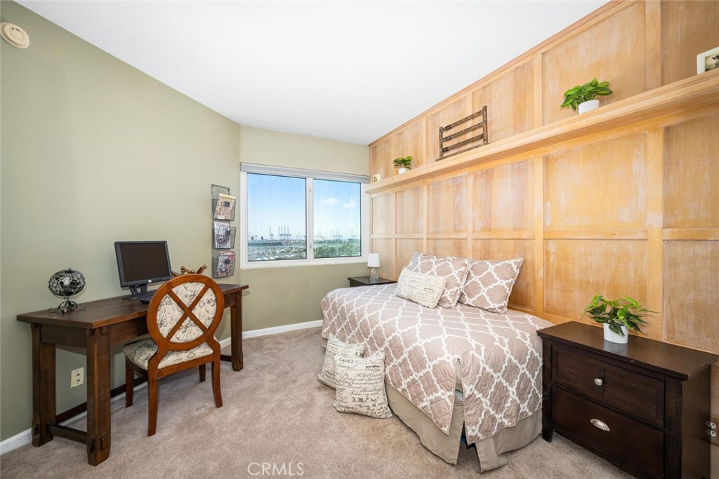 525 E Seaside Way 904