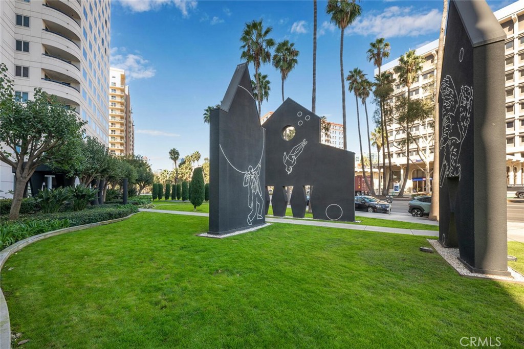 525 E Seaside Way 904