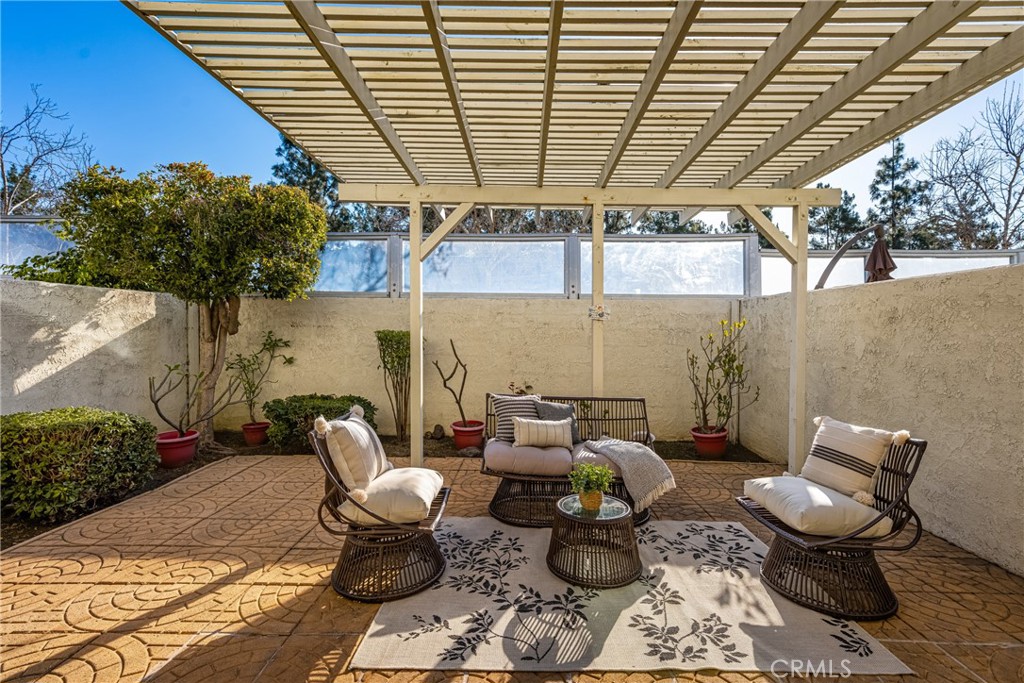 1004 Whitewater Drive 101