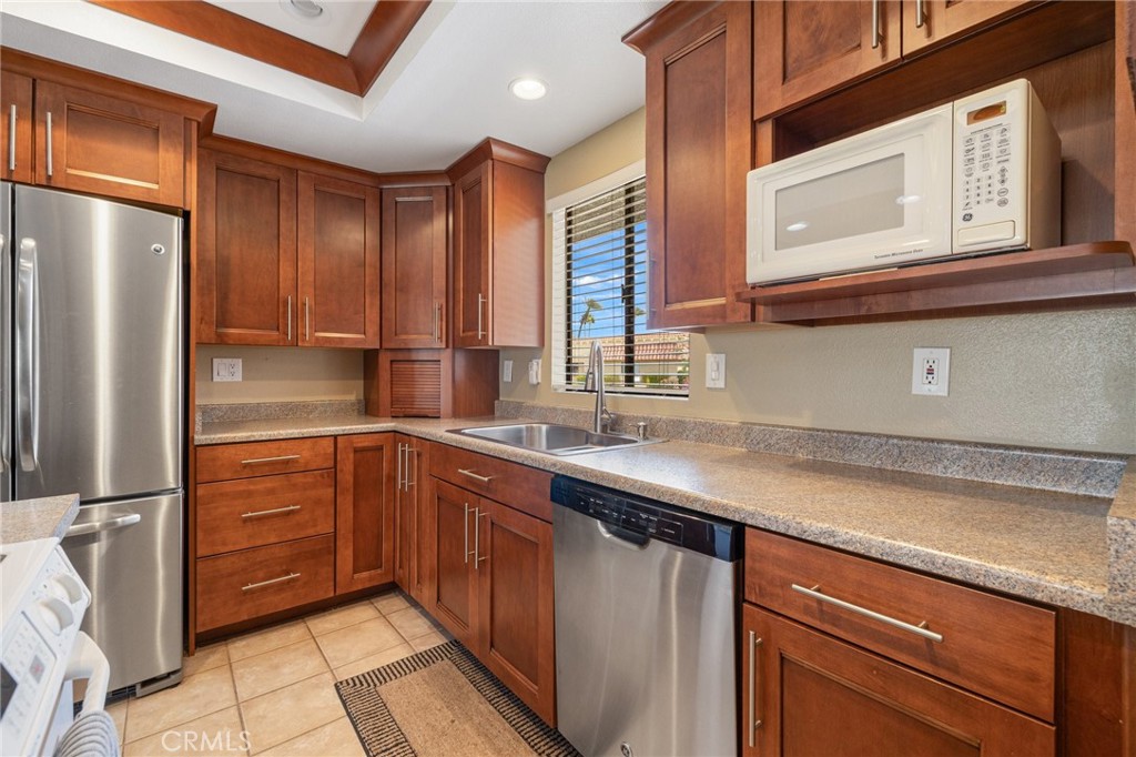 41025 La Costa Circle E