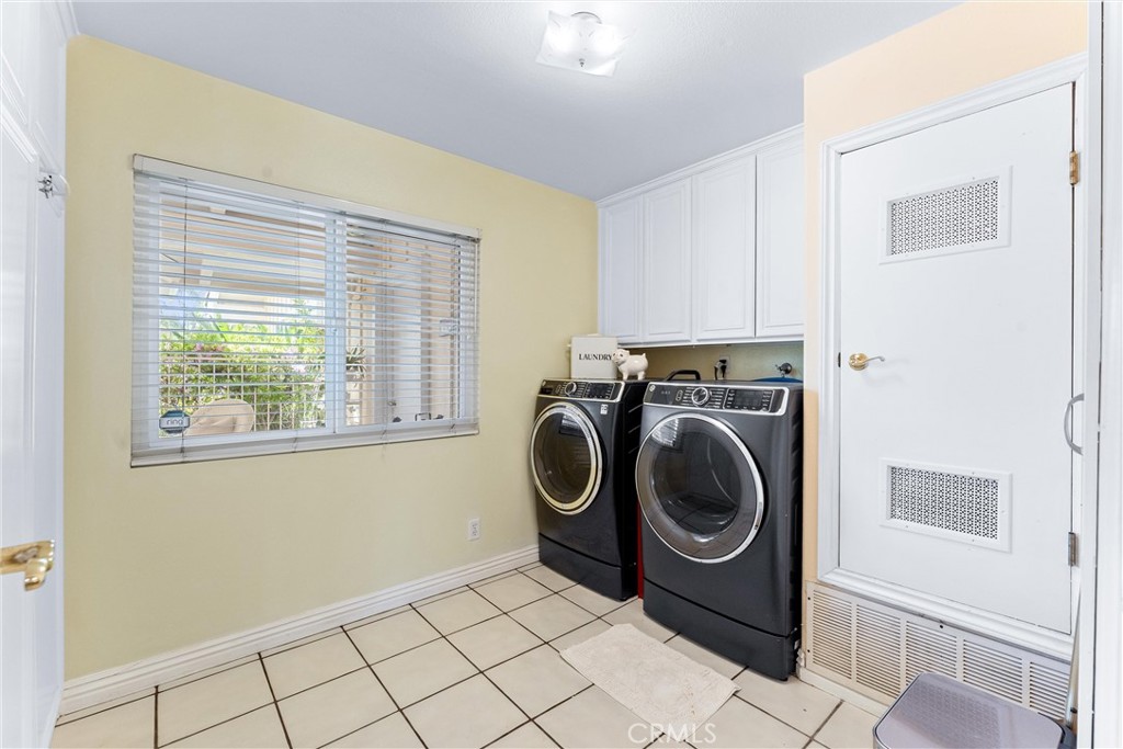 18231 Sharon Lane