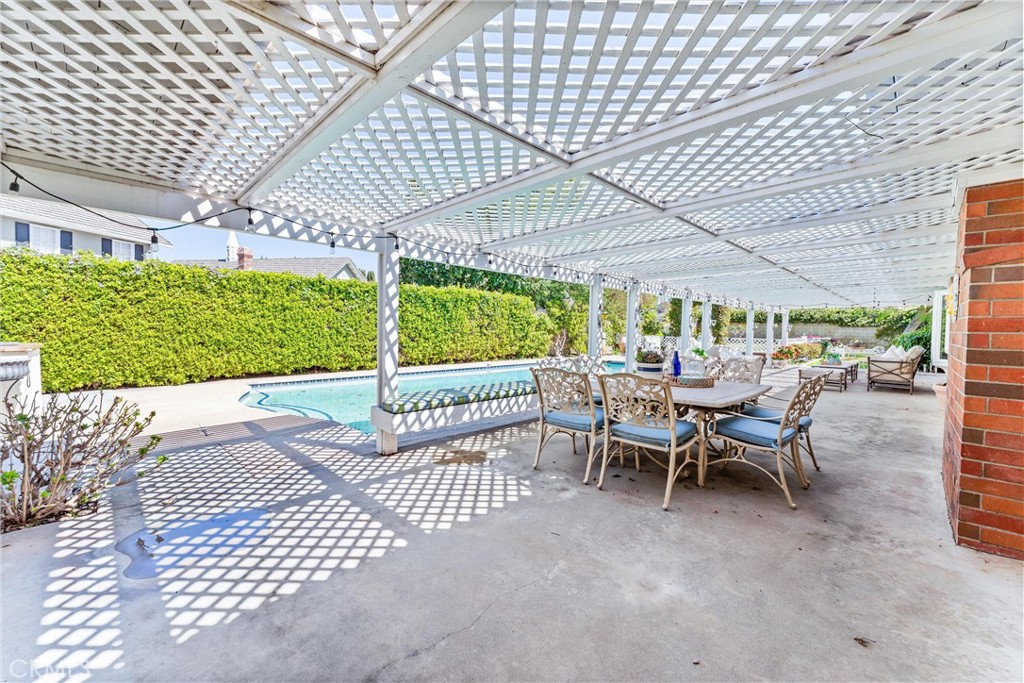 18231 Sharon Lane