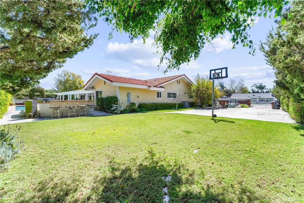 18231 Sharon Lane