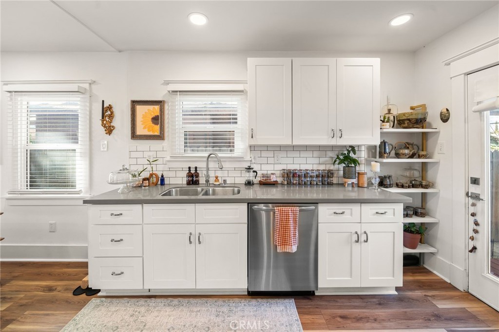 2534 East 14th Street