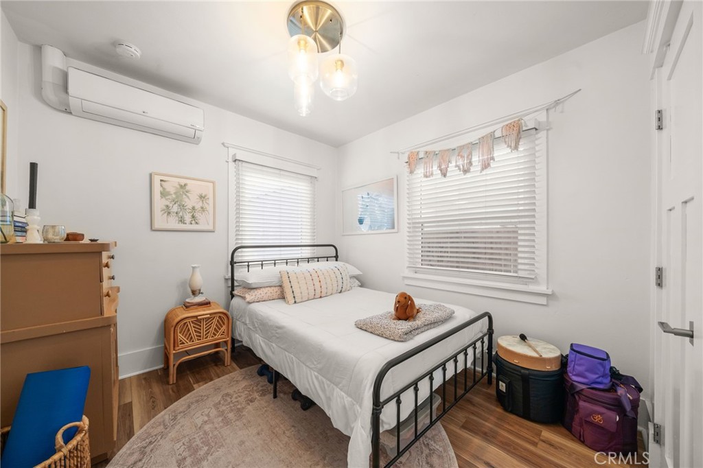 2534 East 14th Street