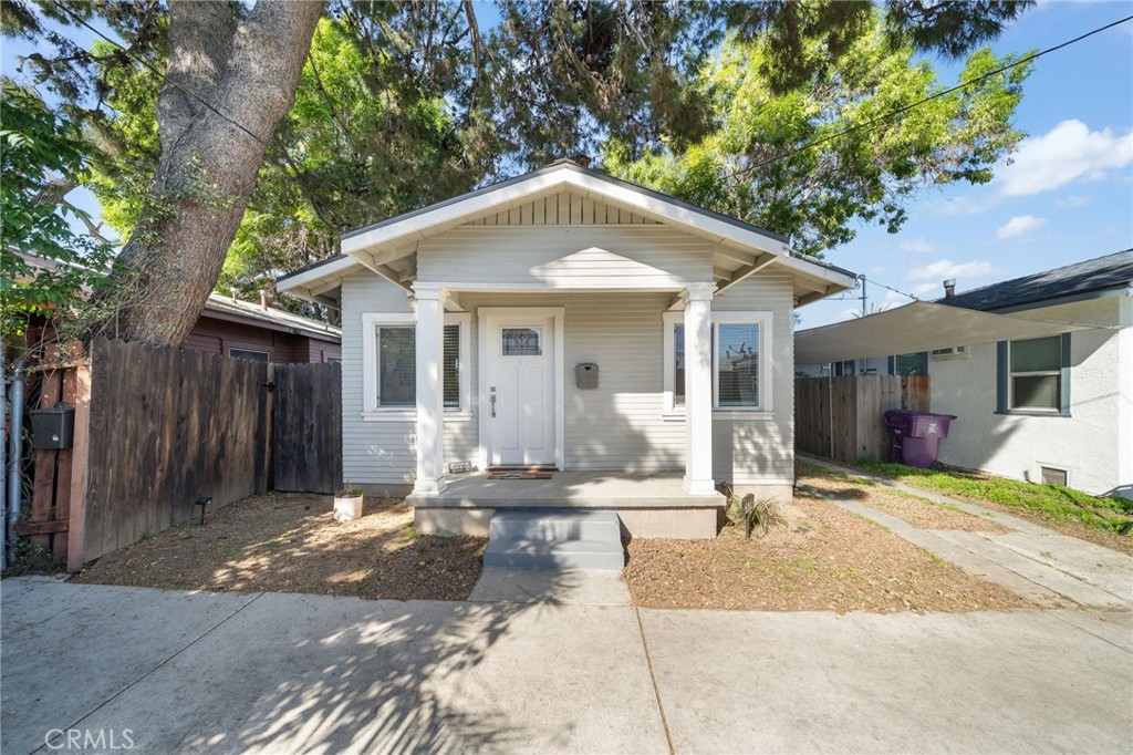 2534 East 14th Street