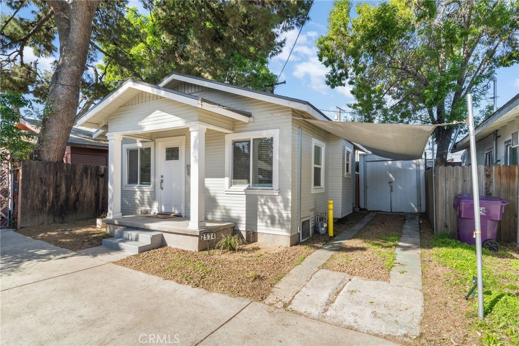 2534 East 14th Street