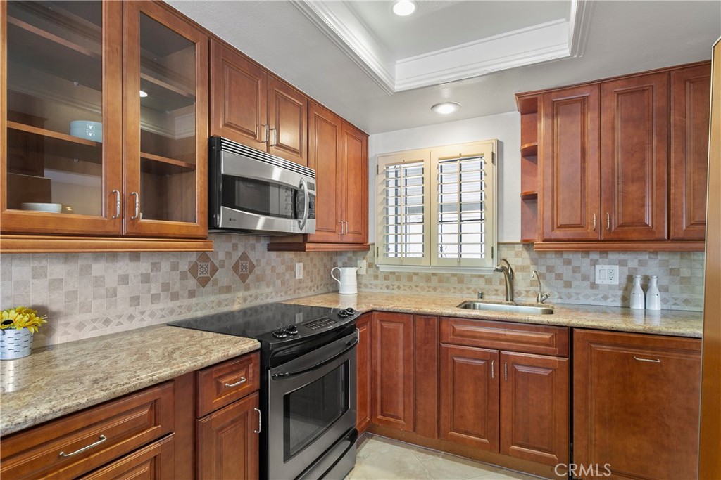 606 Avenida Sevilla N