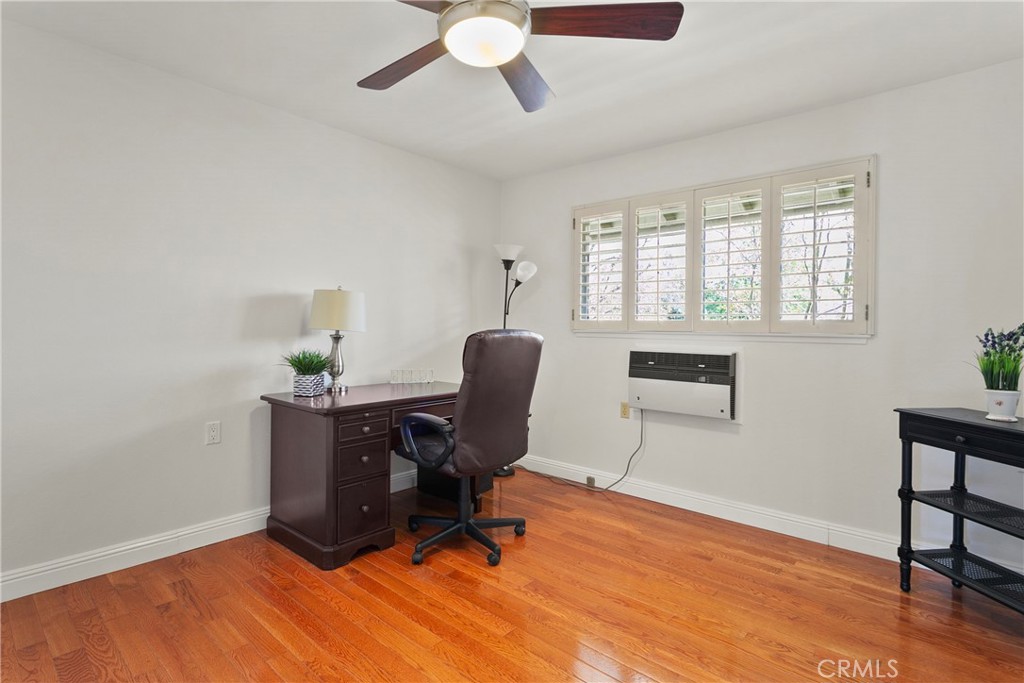 606 Avenida Sevilla N