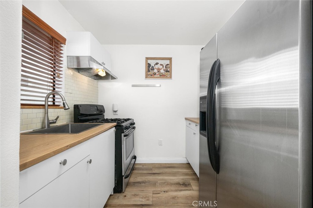 12101 Freeman Avenue