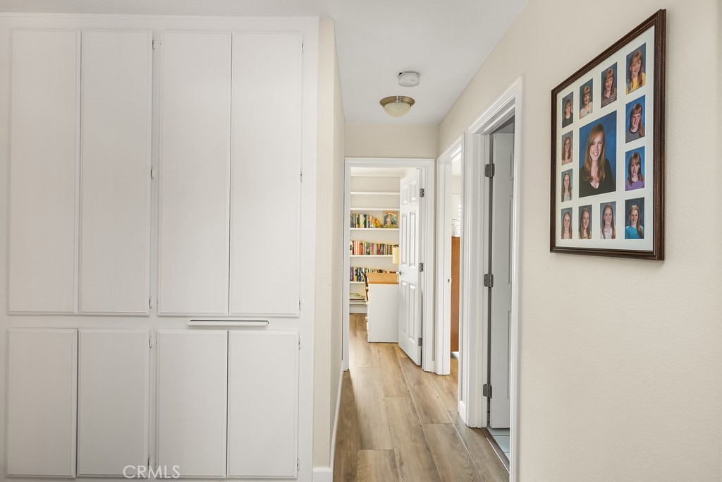 6152 Acacia Hill Drive