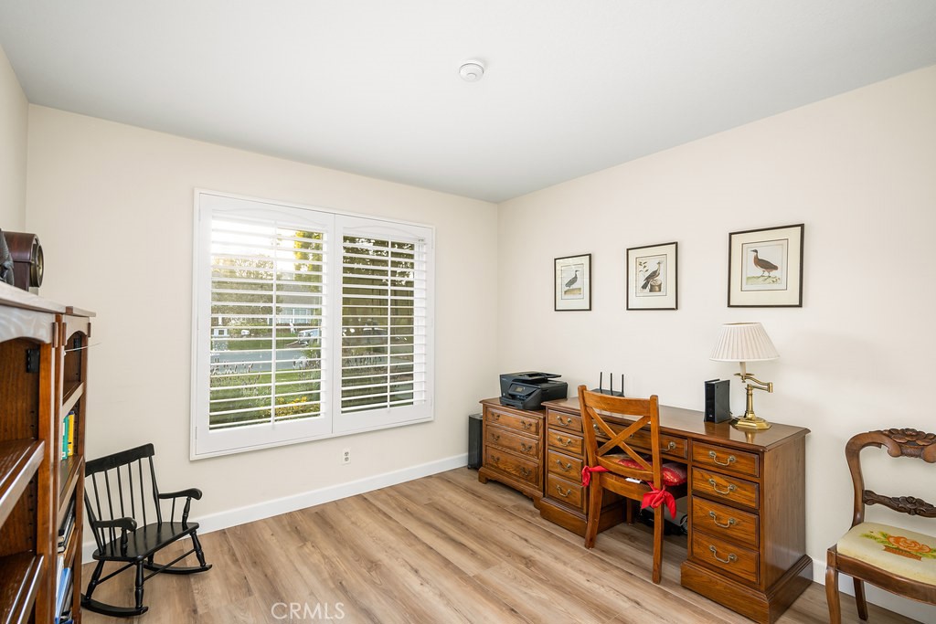 6152 Acacia Hill Drive