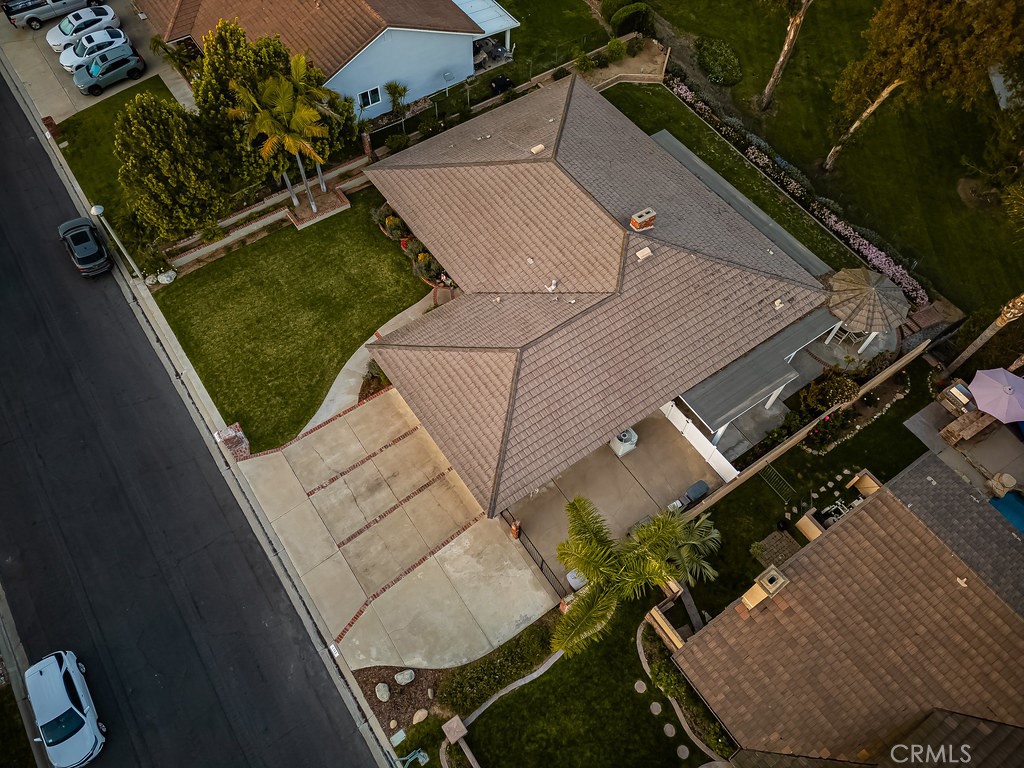 6152 Acacia Hill Drive