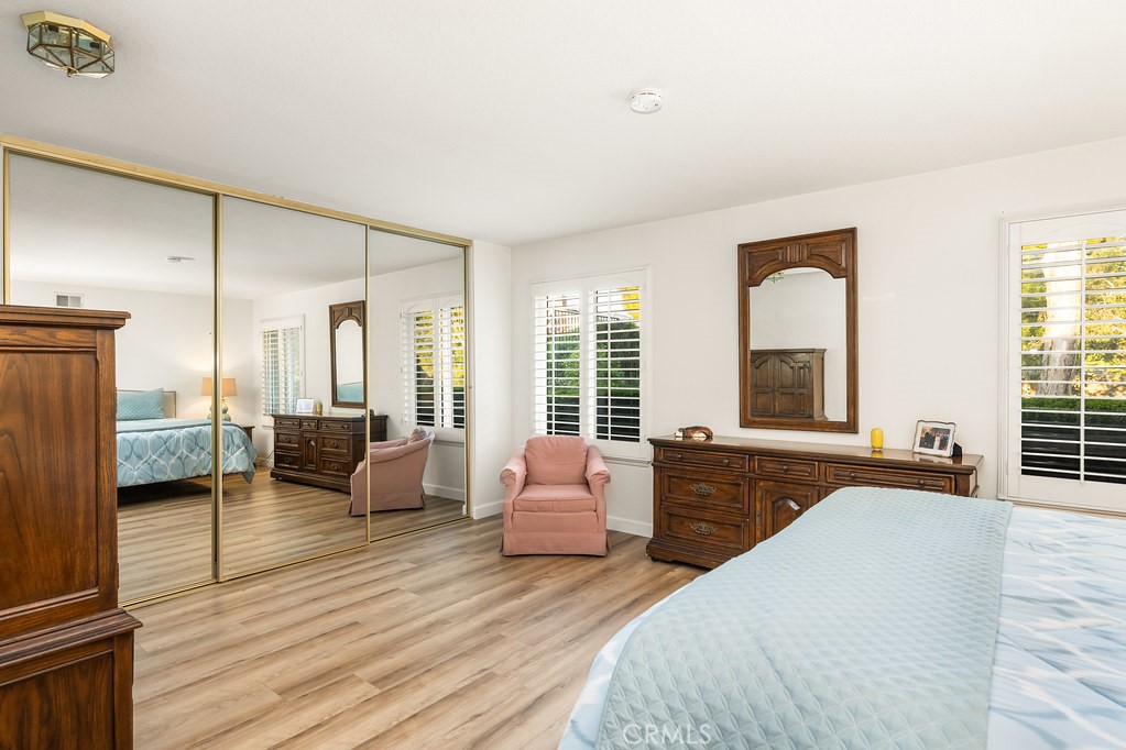 6152 Acacia Hill Drive