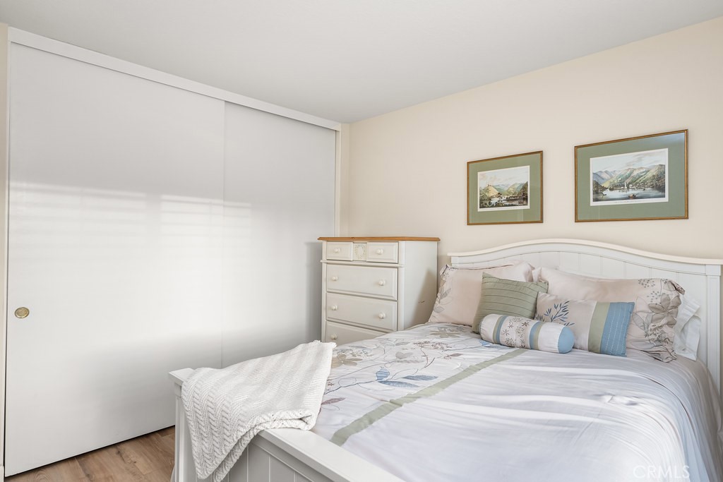 6152 Acacia Hill Drive