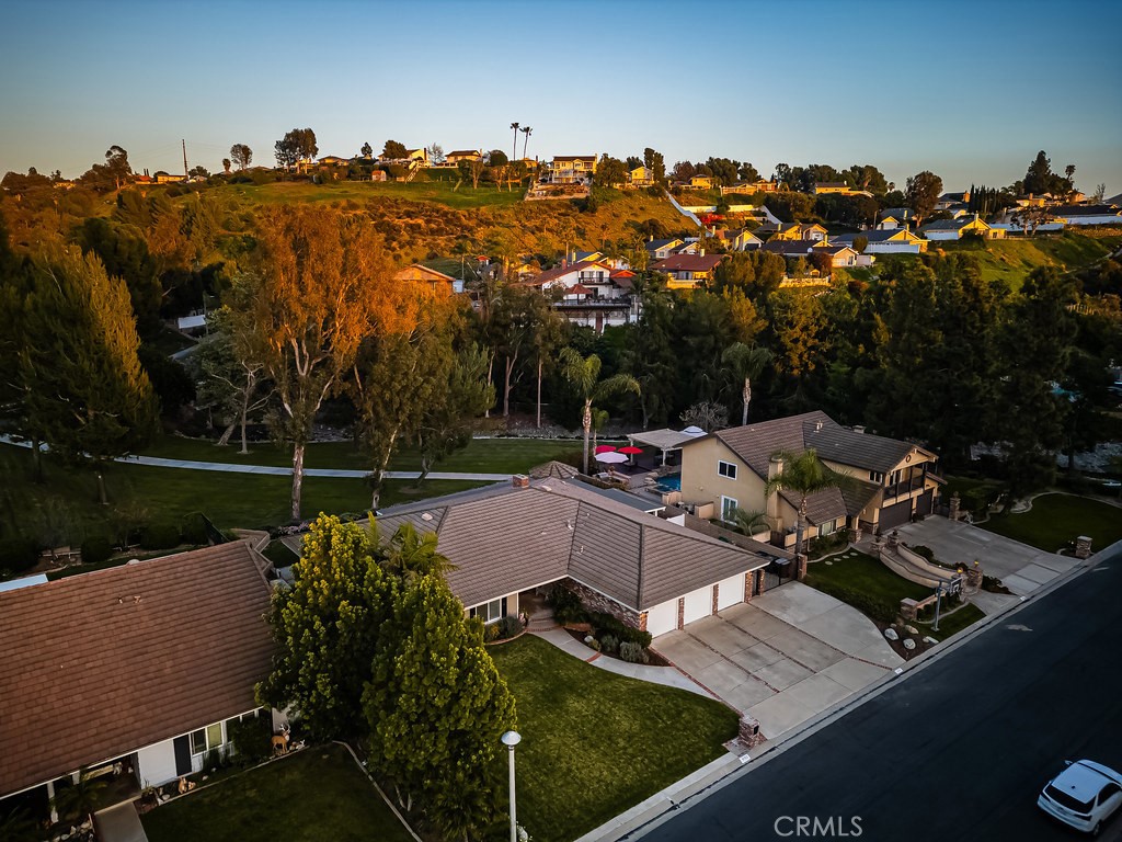 6152 Acacia Hill Drive