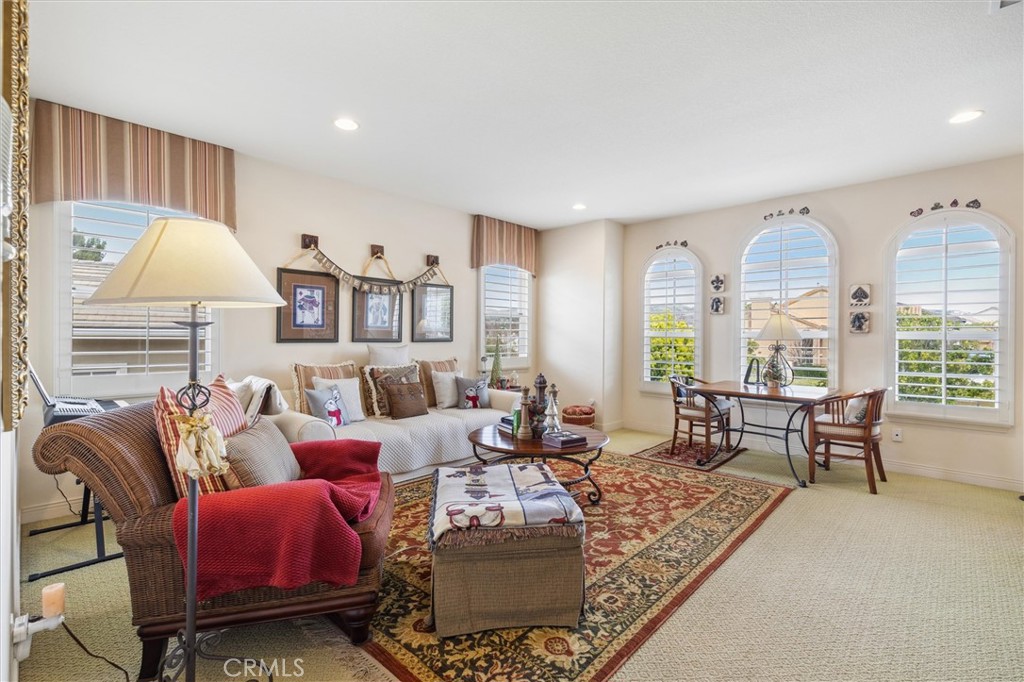 5435 Vista Del Mar