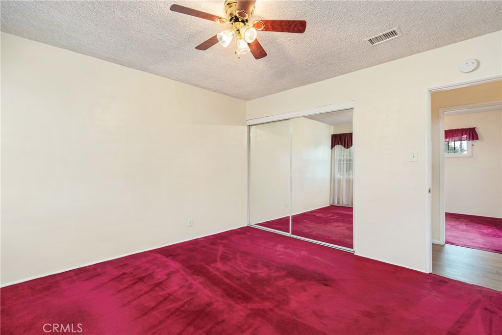 4822 W Oakfield Avenue