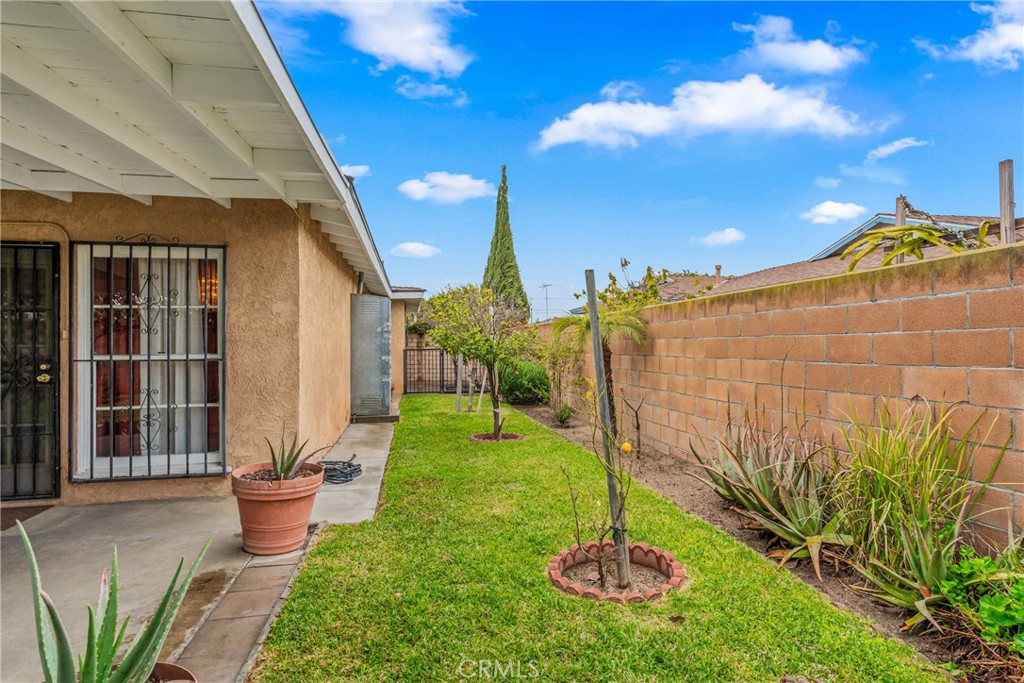 4822 W Oakfield Avenue