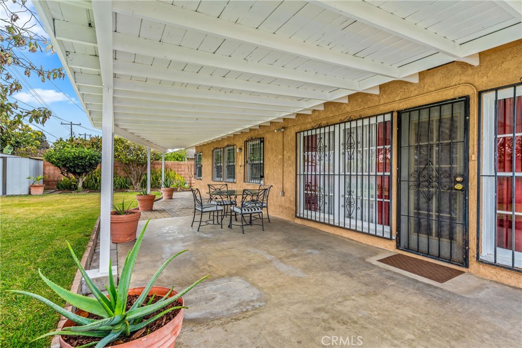 4822 W Oakfield Avenue