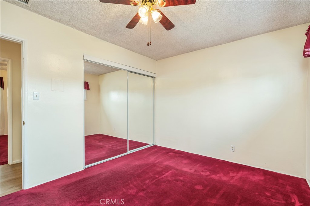 4822 W Oakfield Avenue