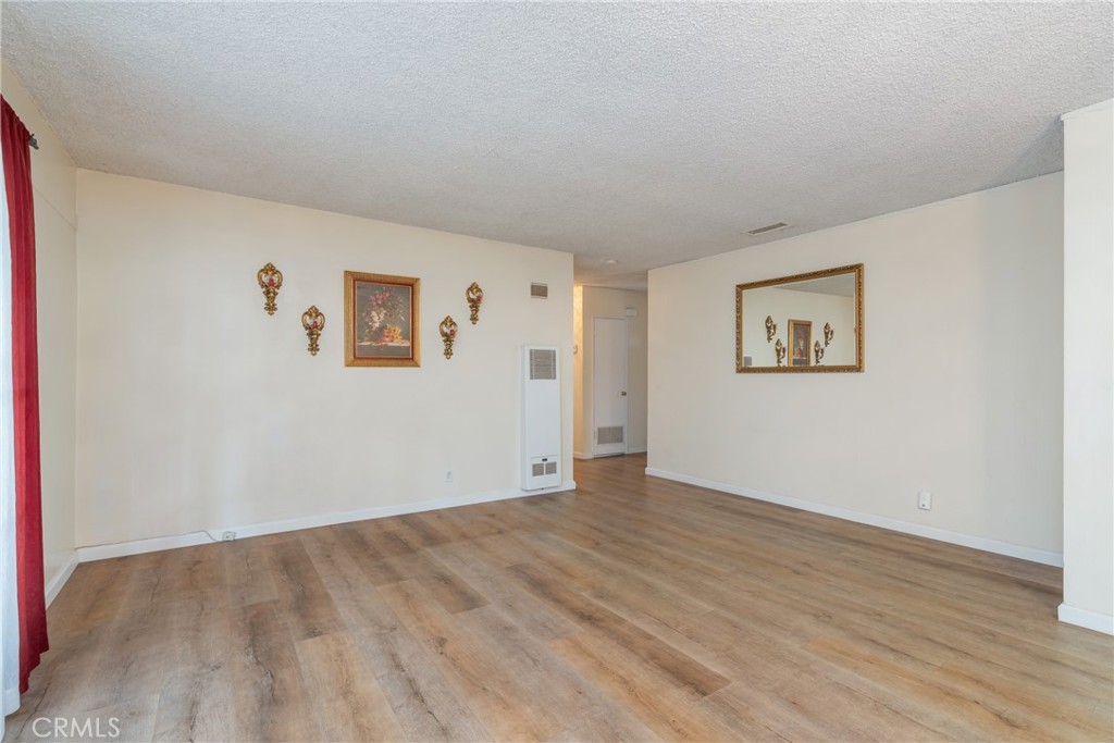 4822 W Oakfield Avenue