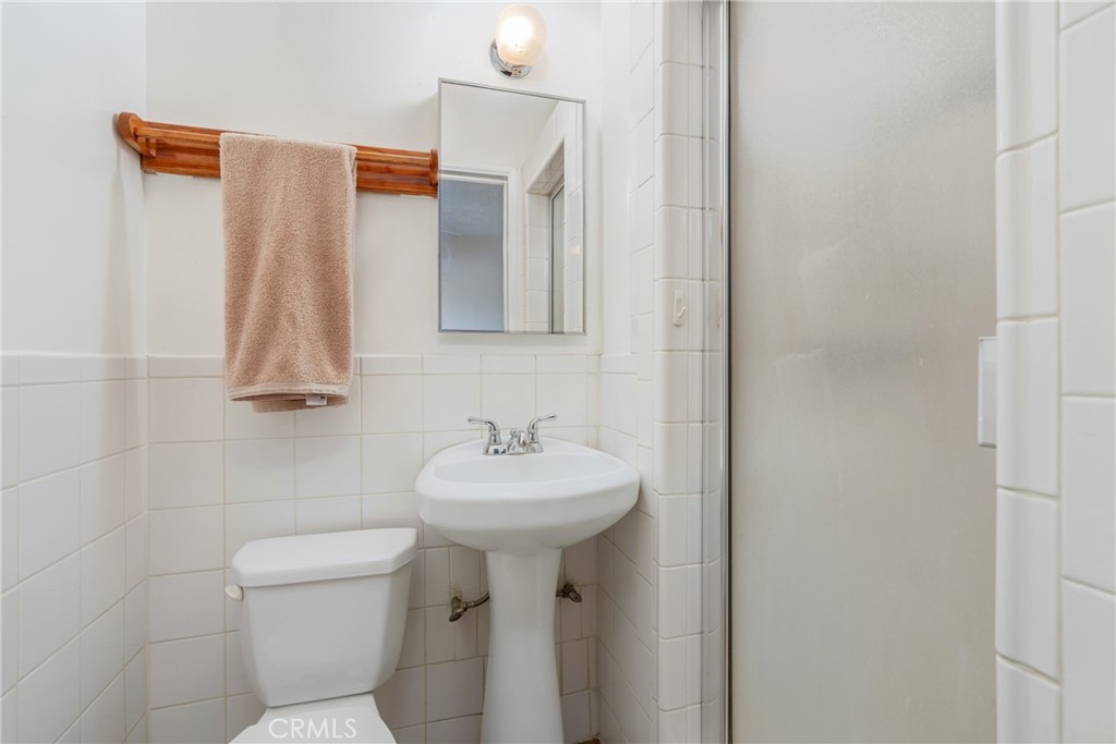 4822 W Oakfield Avenue