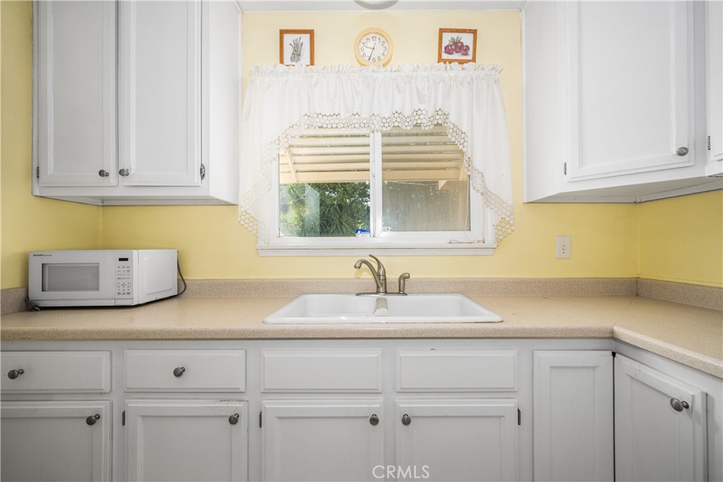 3635 Conquista Avenue