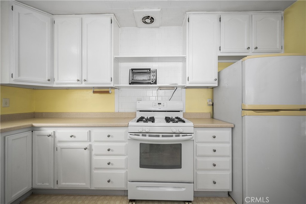 3635 Conquista Avenue