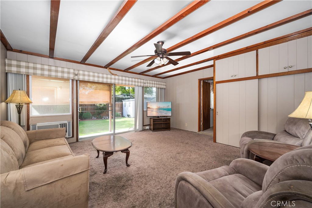 3635 Conquista Avenue