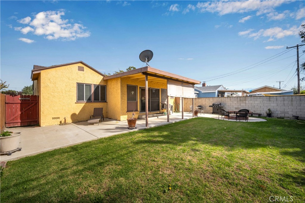 3635 Conquista Avenue