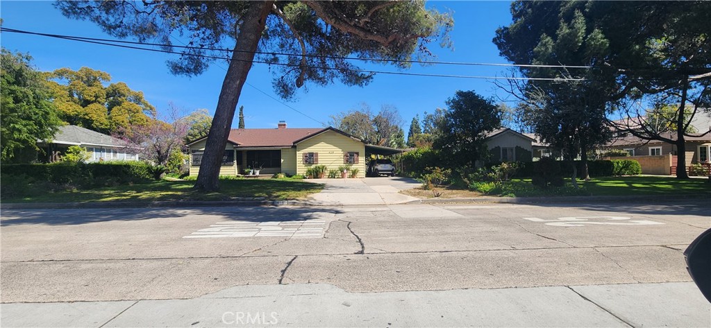 429 Eastside Avenue