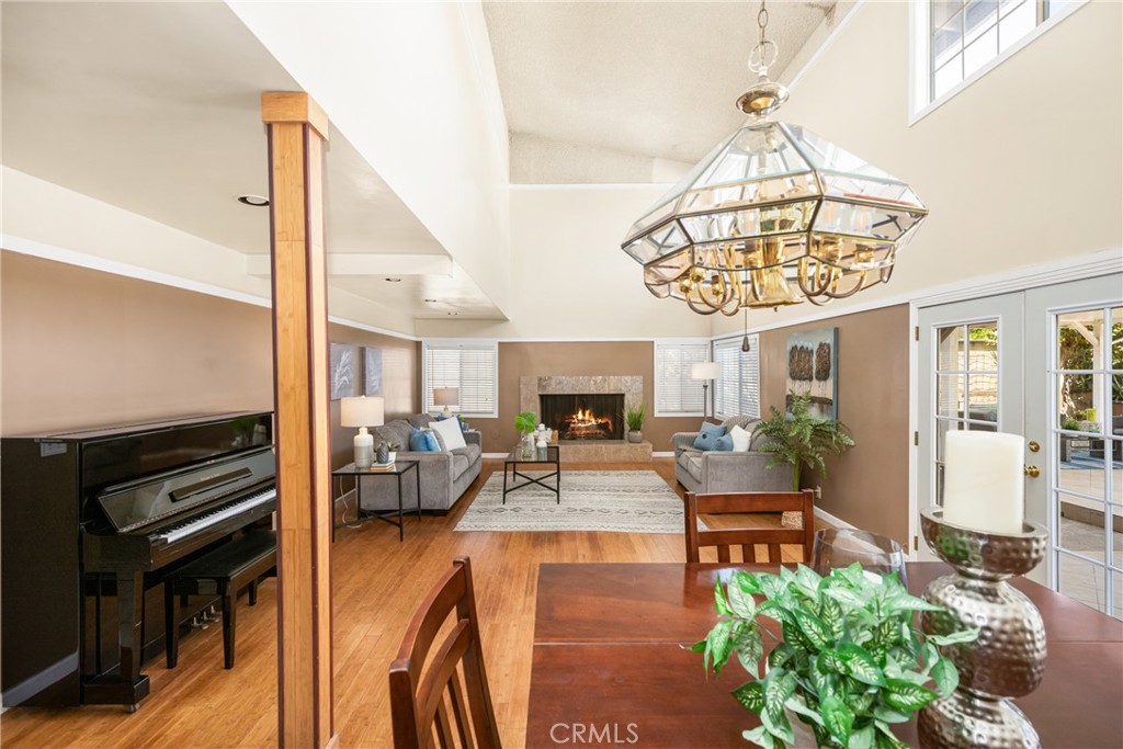 5642 Burlingame Avenue