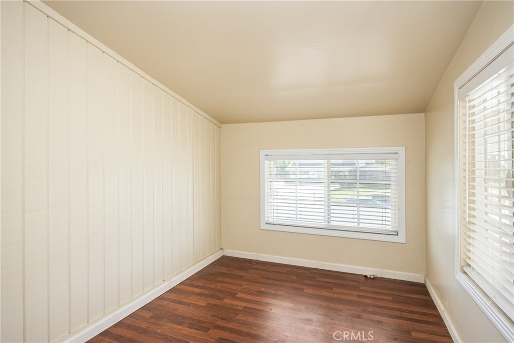 5642 Burlingame Avenue