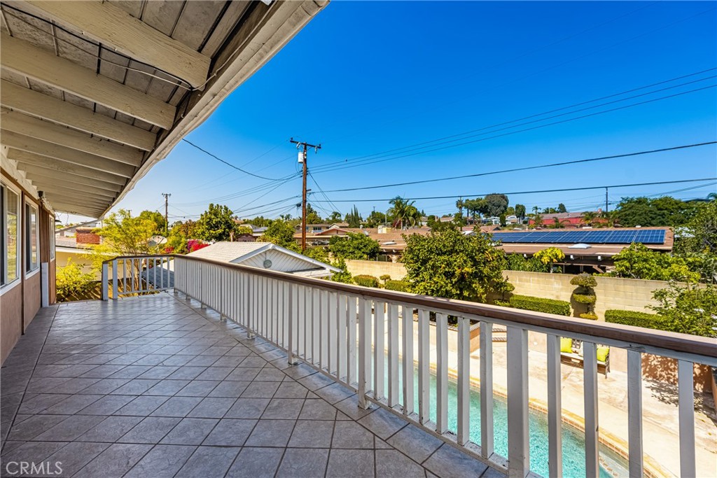 5642 Burlingame Avenue