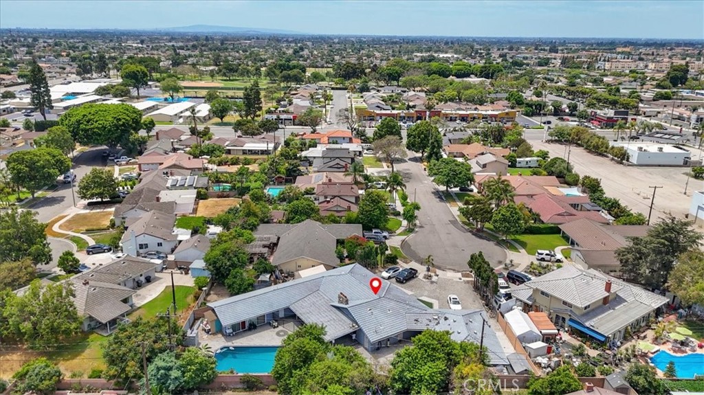 2550 W Rowland Avenue