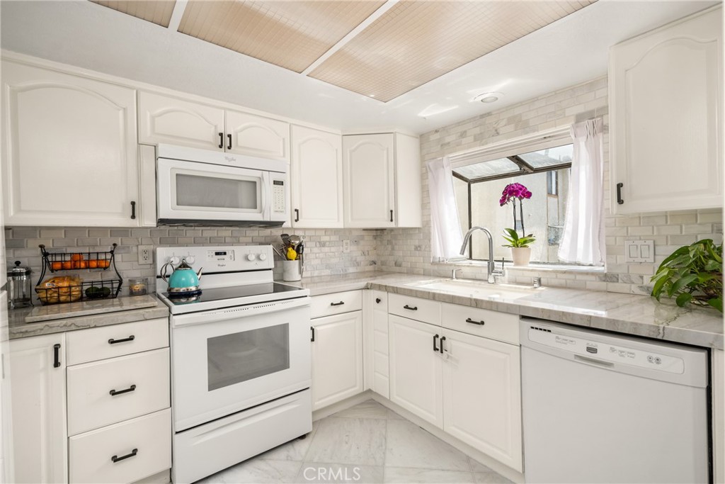 2005 W Culver Avenue 13