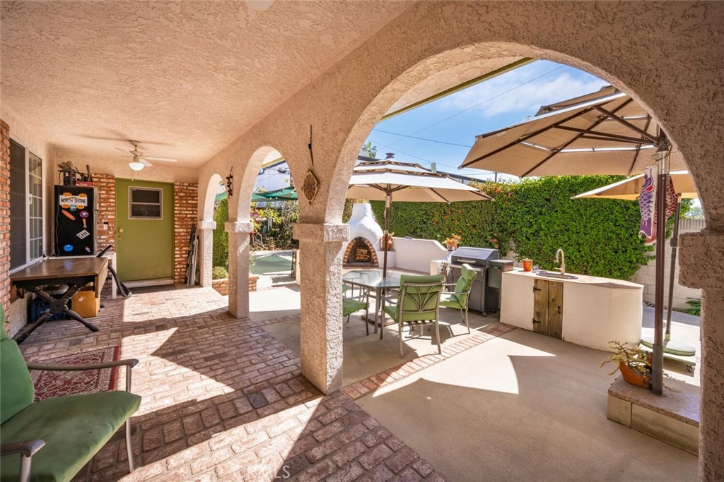 8632 California Avenue