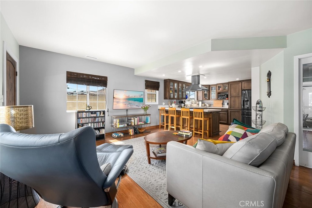 8632 California Avenue