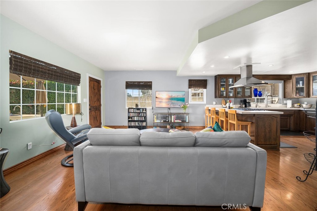 8632 California Avenue