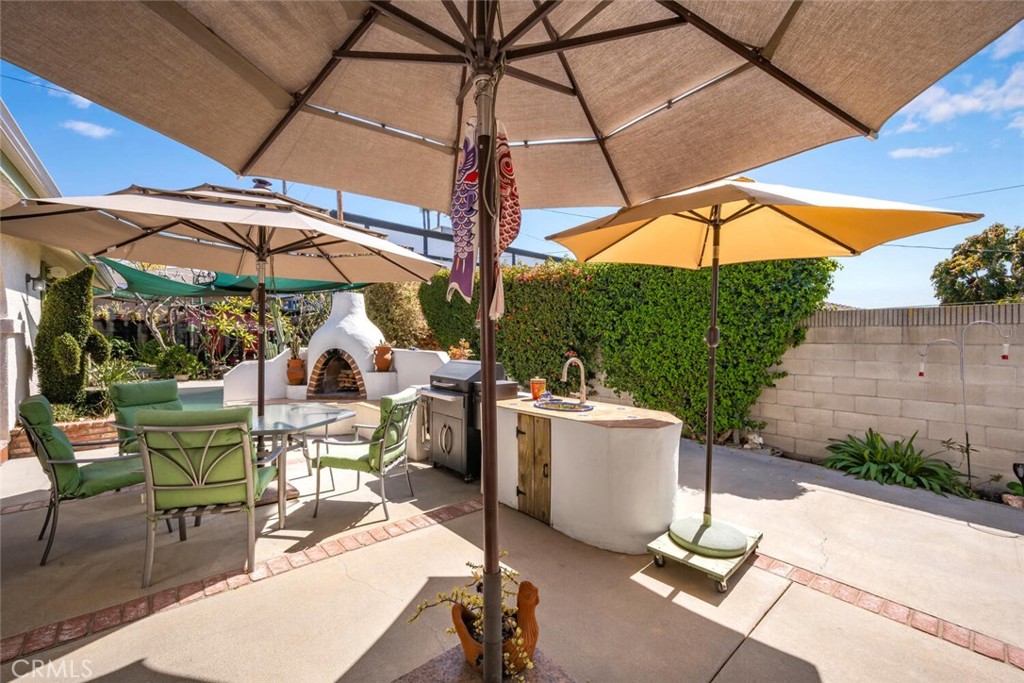 8632 California Avenue