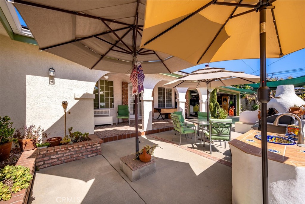 8632 California Avenue